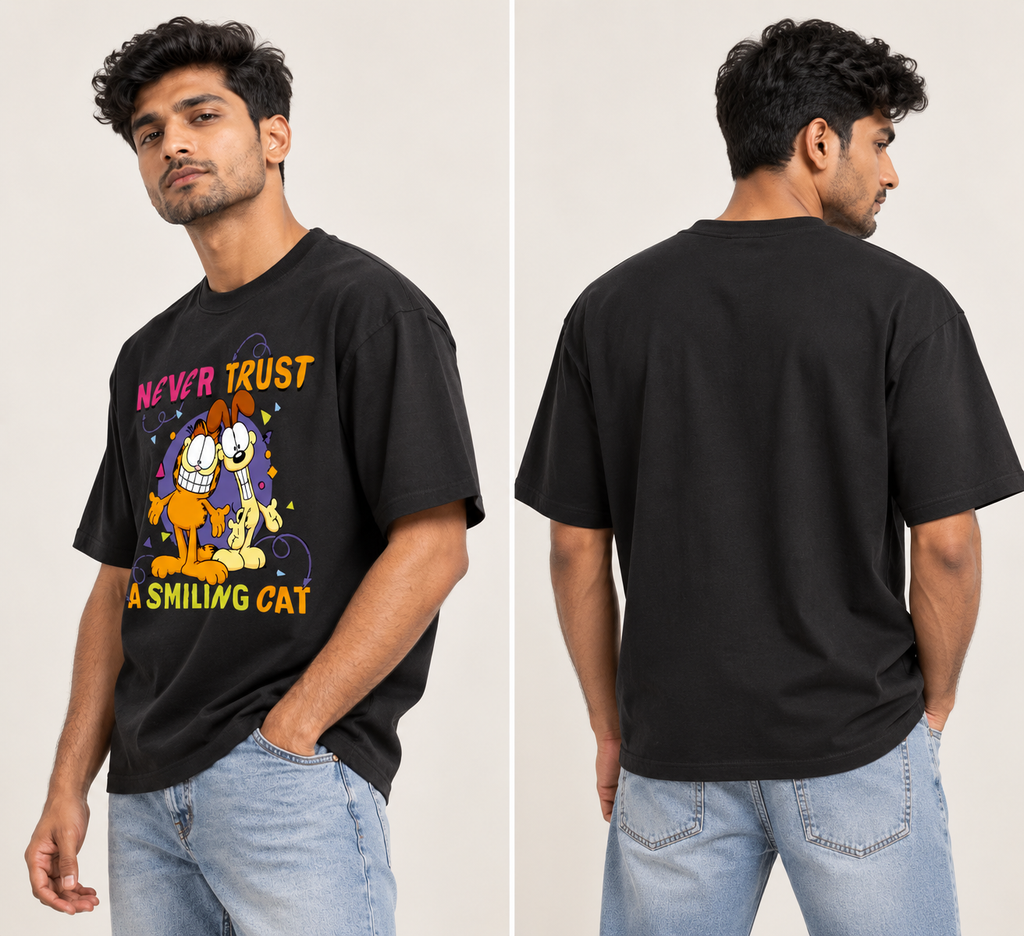 Never Trust a Smiling Cat Oversized Graphic T-Shirt