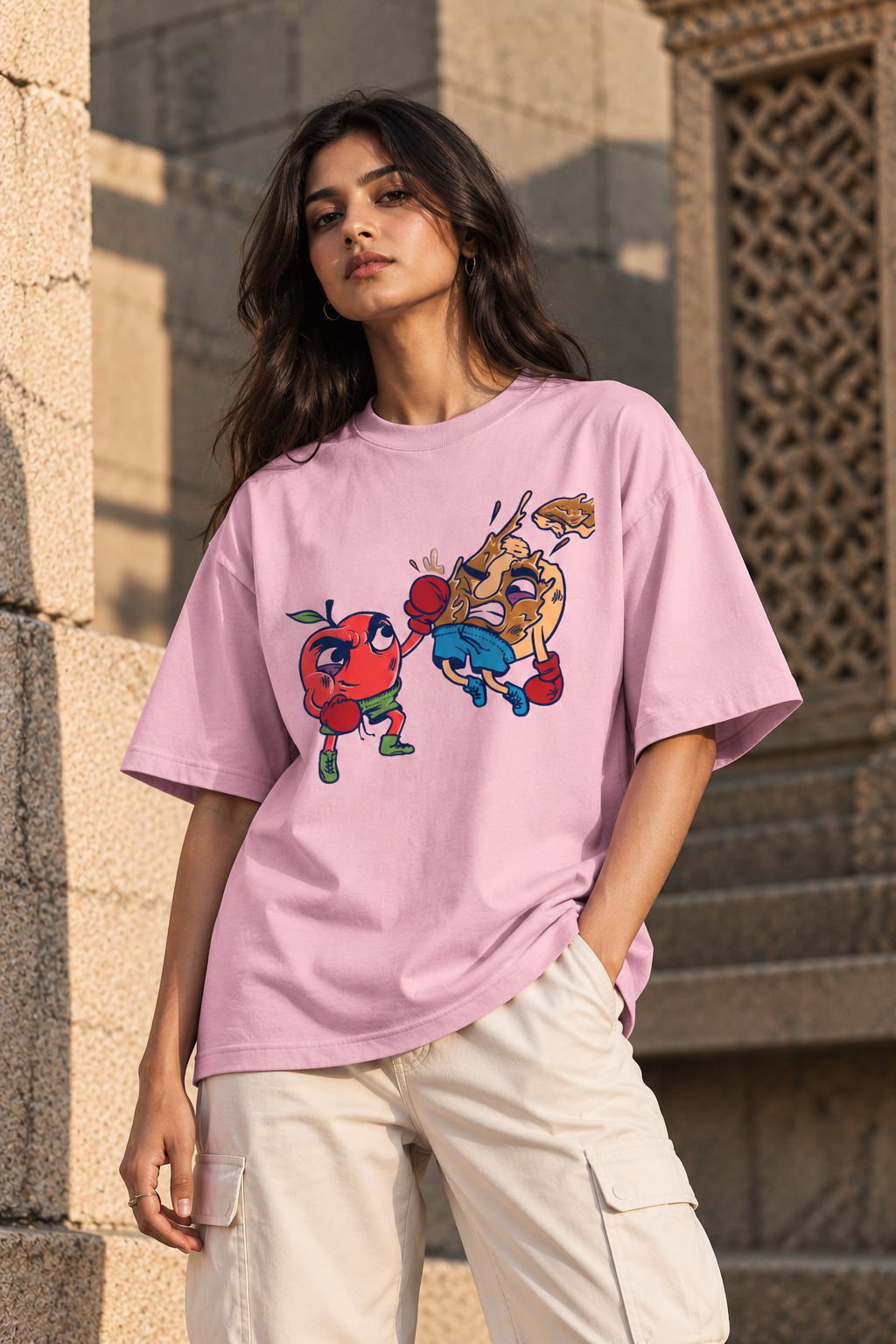 RAJIRU KNOCKOUT DUO oversized T-shirt front detail